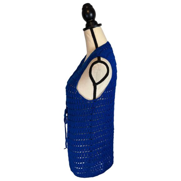 VTG Full Fashioned Designed For Gals Blue Crochet Vest Tie Front Women's Size 38 - Picture 3 of 6